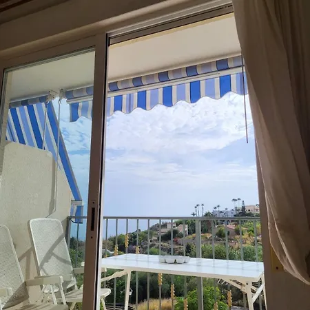 Sea View شقة