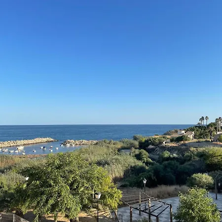 Sea View *